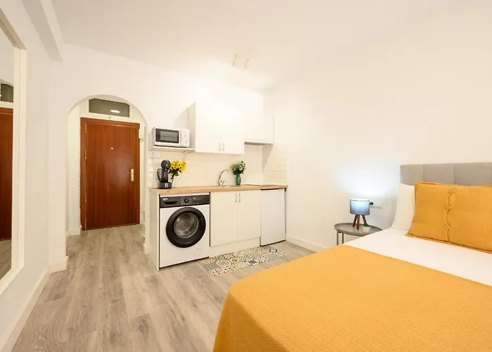 Pinzon 2, City Center By 10Tosea